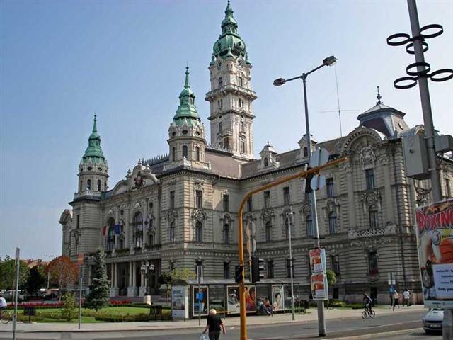 DSC01745_edited (Small).JPG
